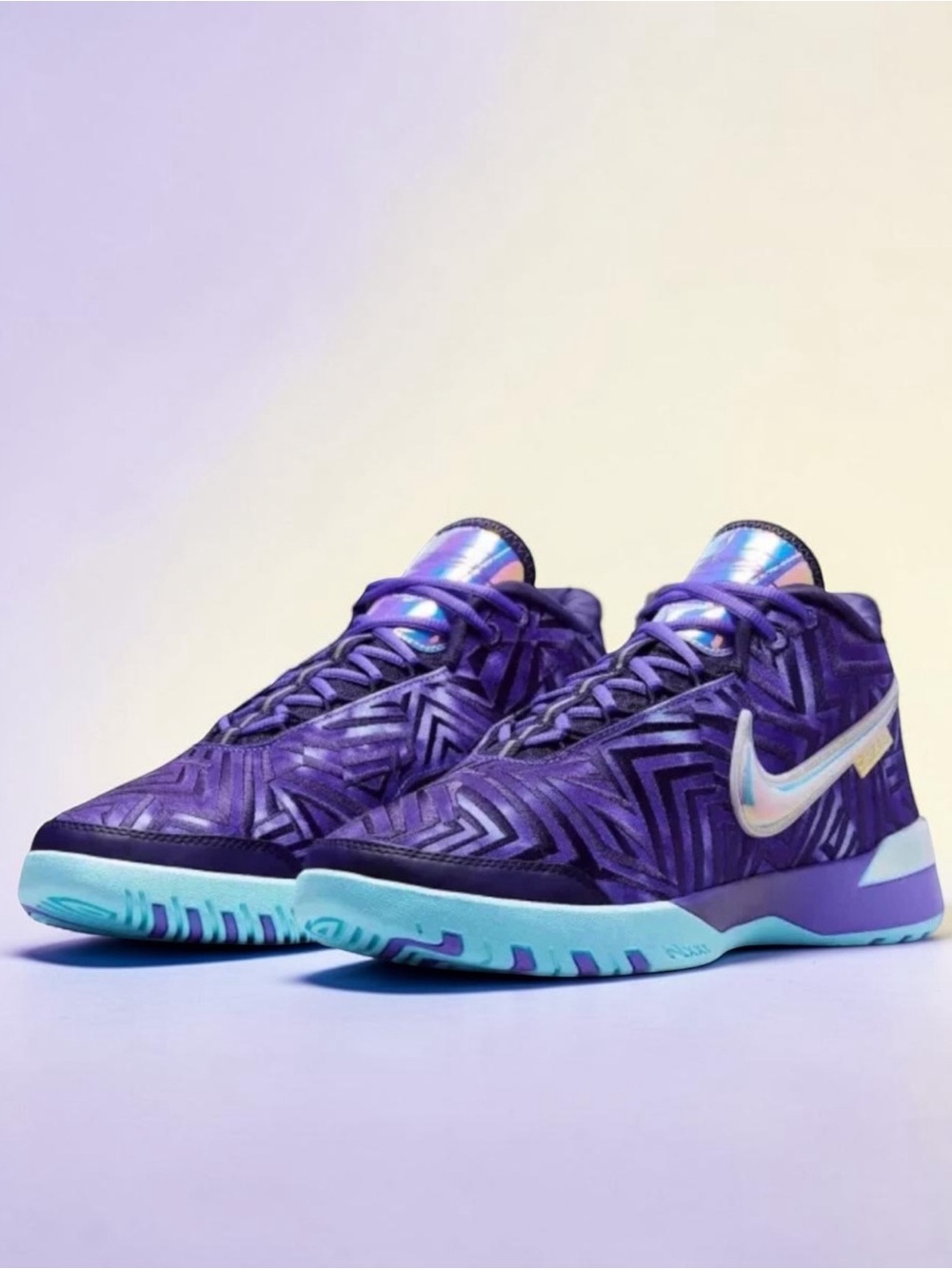 Nike LeBron NXXT GenisusQS “Monopoly” Men’s Size 10 / Women’s Sz 11.5 Brand New
